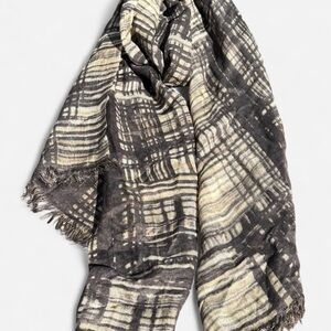 Banana Republic Gray and Cream Wool Silk Scarf